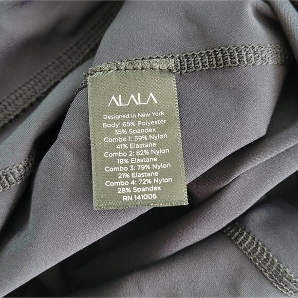 ALALA Heroine Tight in Black - Picture 8 of 9